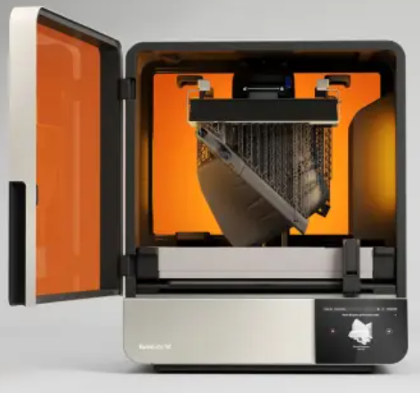 SLA 3D-Drucker Form4-L